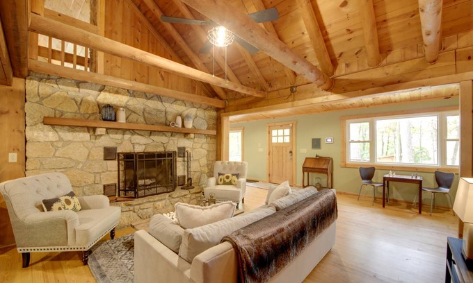 Bath House | 260 m² House ∙ 3 bedrooms ∙ 8 guests