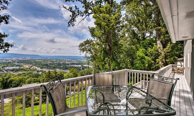 Missionary Ridge House | 278 m² House ∙ 4 bedrooms ∙ 10 guests