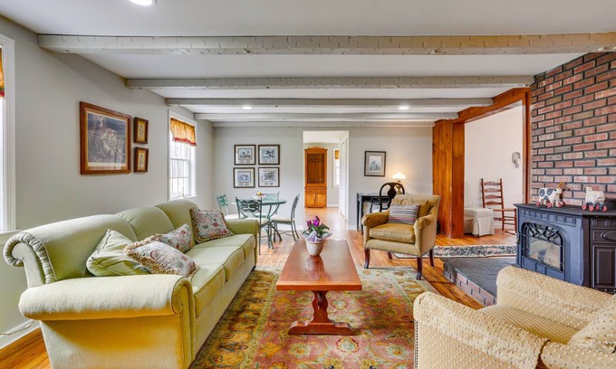 Layton House | 278 m² House ∙ 3 bedrooms ∙ 8 guests