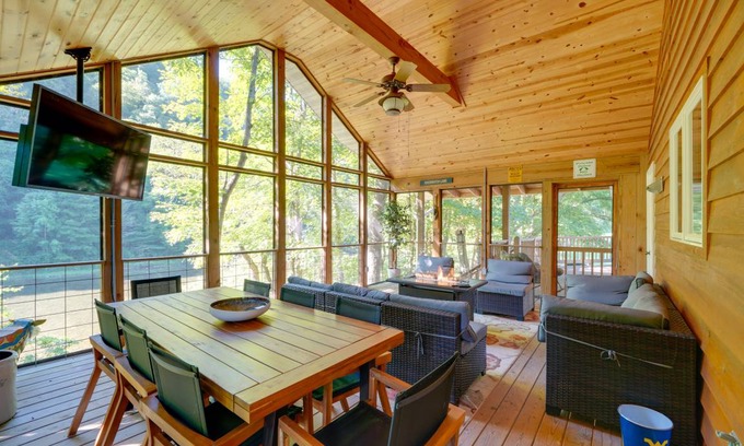 Marlinton House | 278 m² House ∙ 4 bedrooms ∙ 10 guests