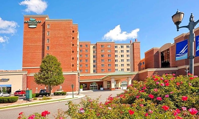 Edgewater Hotel | 3-Star Hotel ∙ Homewood Suites by Hilton Edgewater-NYC Area