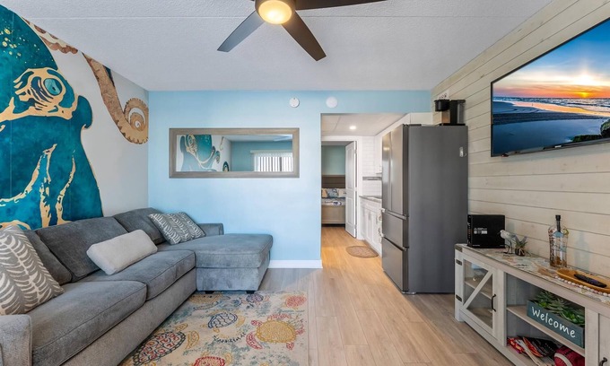 North Wildwood Condo | 301 Ocean Ave, Unit 205 - The Harbor Light