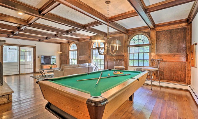 Saylorsburg House | 315 m² House ∙ 4 bedrooms ∙ 10 guests