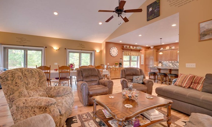 Calvin House | 325 m² House ∙ 4 bedrooms ∙ 21 guests