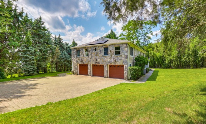 Briarcliff Manor House | 385 m² House ∙ 4 bedrooms ∙ 12 guests