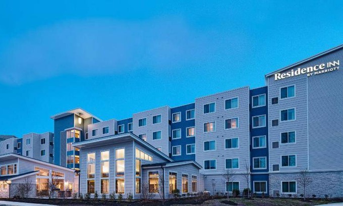 East Brunswick Hotel | 39 m² Hotel ∙ 127 guests