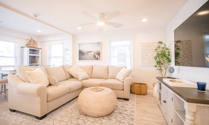 Ventnor City Apartment | 3BR, 2BA Beach Escape - 1.5 Blocks to Sand!