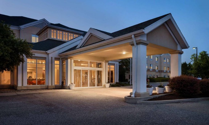 Saint Marys  Allen County Hotel | 40 m² Hotel ∙ 127 guests