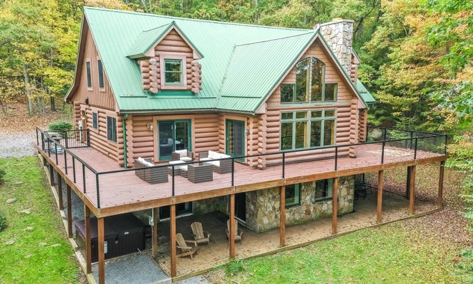 North Glade Hills House | 409 m² House ∙ 5 bedrooms ∙ 12 guests
