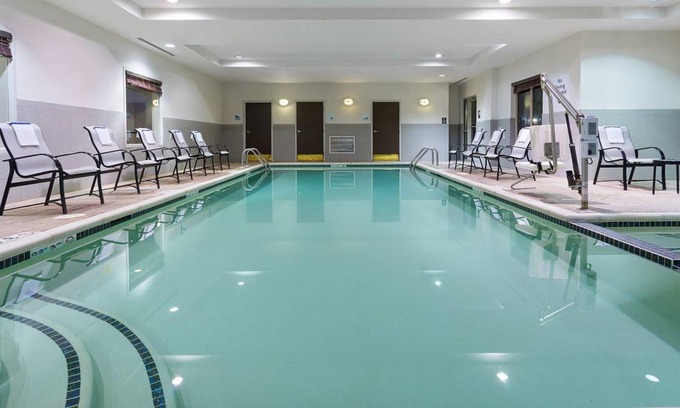 Arlington Heights Hotel | 42 m² Hotel ∙ 127 guests
