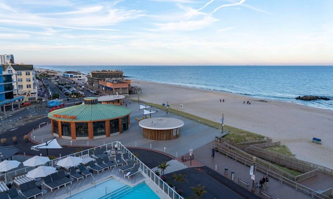 Long Branch Resort | 43 m² Resort ∙ 127 guests