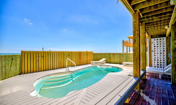 North Topsail Beach House | 442 m² House ∙ 8 bedrooms ∙ 27 guests