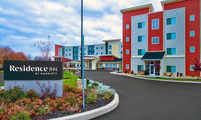 Wyomissing Hotel | 46 m² Hotel ∙ 5 guests