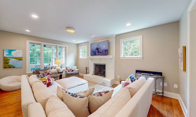 West Annapolis House | 482 m² House ∙ 6 bedrooms ∙ 12 guests