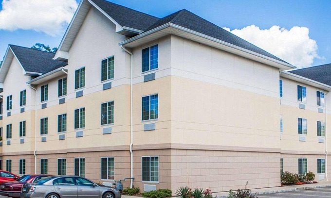 Mahwah Hotel | 49 m² Hotel ∙ 127 guests