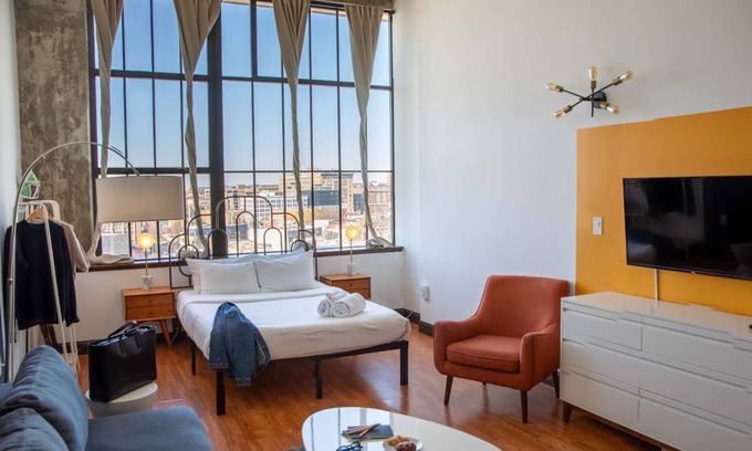 West Poplar Apartment | 50 m² Apartment ∙ 1 bedroom ∙ 3 guests