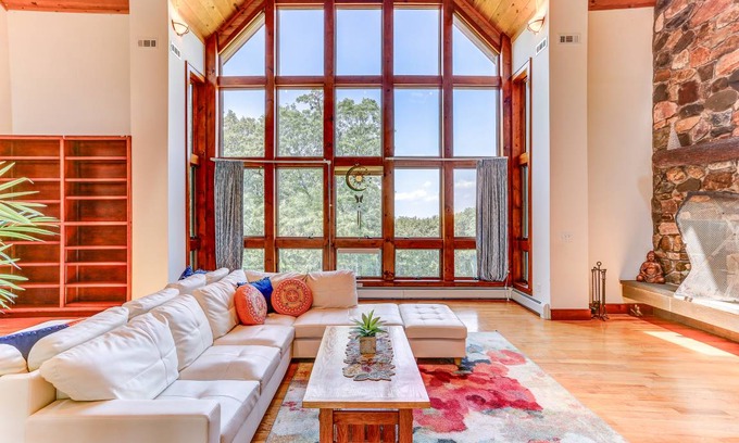 Beemerville House | 501 m² House ∙ 6 bedrooms ∙ 16 guests