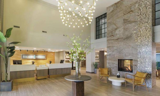 Newtonville Hotel | 51 m² Hotel ∙ 127 guests