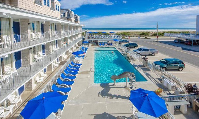 Wildwood Crest Hotel | 56 m² Motel ∙ 2 bedrooms ∙ 10 guests