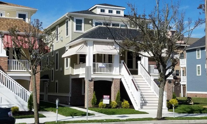 North End Condo | 6 BR 3 bath NEW 2018 downtown OC/Close to beach, boardwalk, shops & restaurants