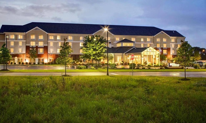 North Canton Hotel | 60 m² Hotel ∙ 127 guests