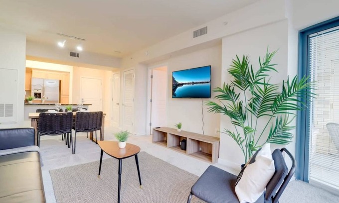Aurora Highlands Apartment | 68 m² Apartment ∙ 1 bedroom ∙ 3 guests