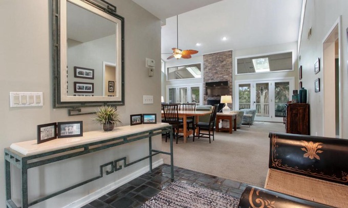 Sea Pines House | 7 Grey Widgeon