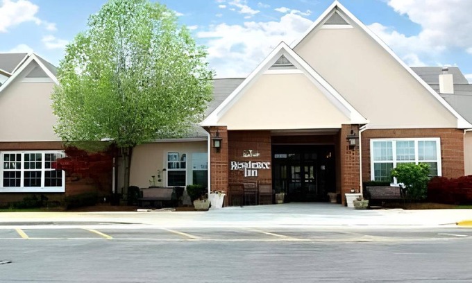 Rosemont Hotel | 70 m² Hotel ∙ 2 bedrooms ∙ 11 guests