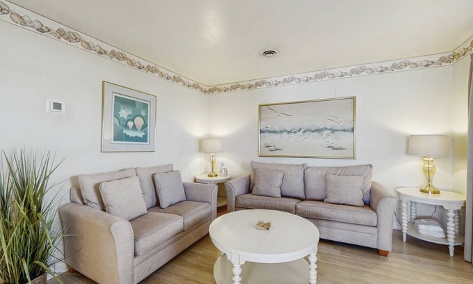 Fenwick Island Condo | 71 m² Condo ∙ 2 bedrooms ∙ 6 guests