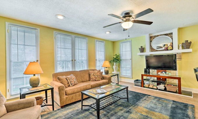 Johnson City House | 83 m² House ∙ 1 bedroom ∙ 4 guests