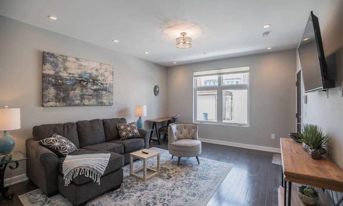 Fairmount Apartment | 84 m² Apartment ∙ 2 bedrooms ∙ 4 guests