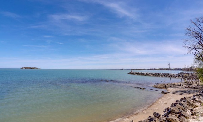 Put-in-Bay Apartment | 88 m² Apartment ∙ 2 bedrooms ∙ 6 guests