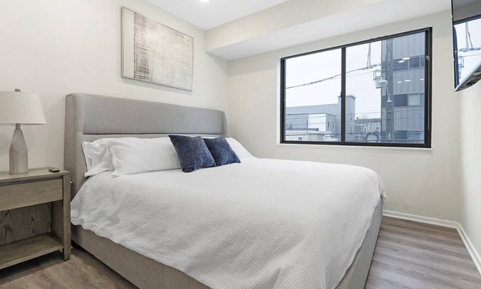 Spruce Hill Apartment | 92 m² Apartment ∙ 2 bedrooms ∙ 4 guests
