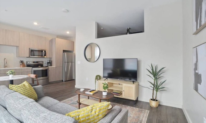Lower Lawrenceville Apartment | Apartment ∙ 1 bedroom ∙ 2 guests