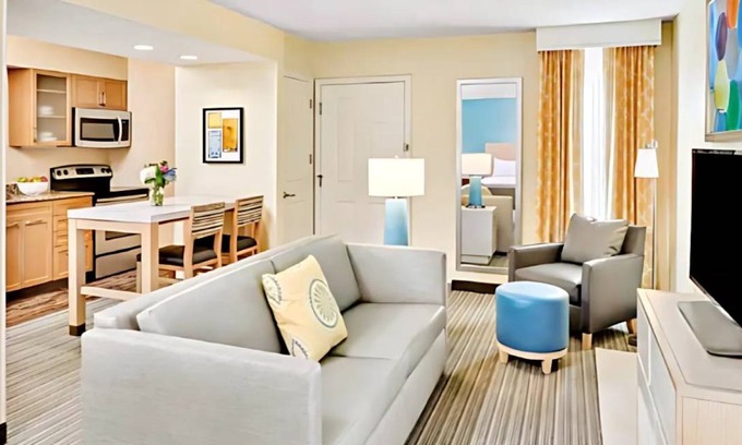 Sharonville Apartment | Apartment ∙ 3 guests