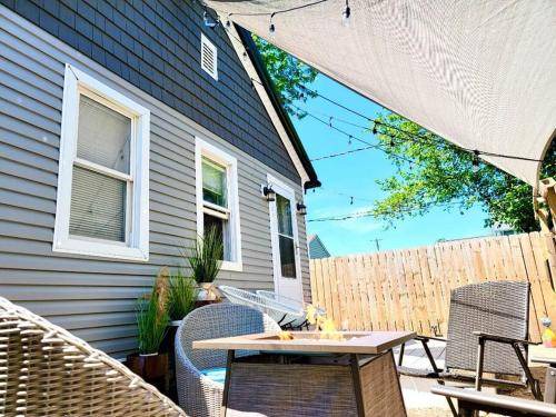Detroit - Shoreway Apartment | Apartment ∙ 1 bedroom ∙ 4 guests