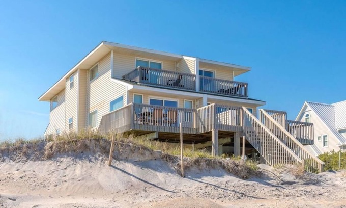 North Topsail Beach Condo | Beach Blessing South - 3BR Oceanfront Half Duplex with Mesmerizing Views!