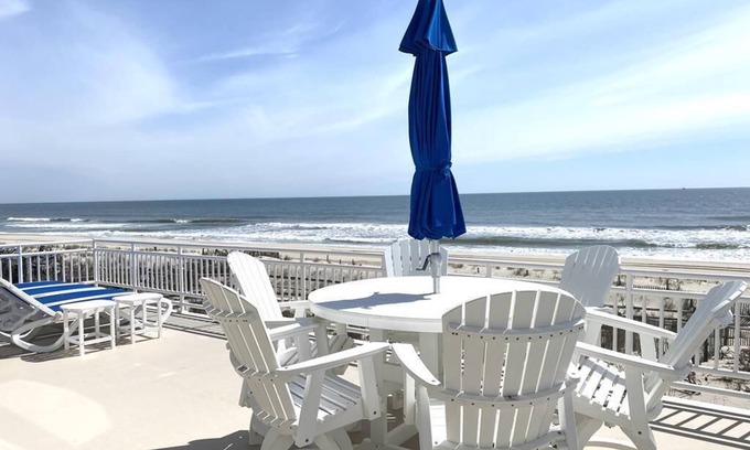 Surf City House | Beach Front Luxury Vacation Rental on LBI