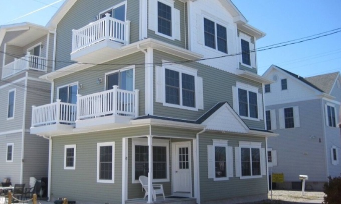 Normandy Beach House | Beautiful beach house on Ocean Block
