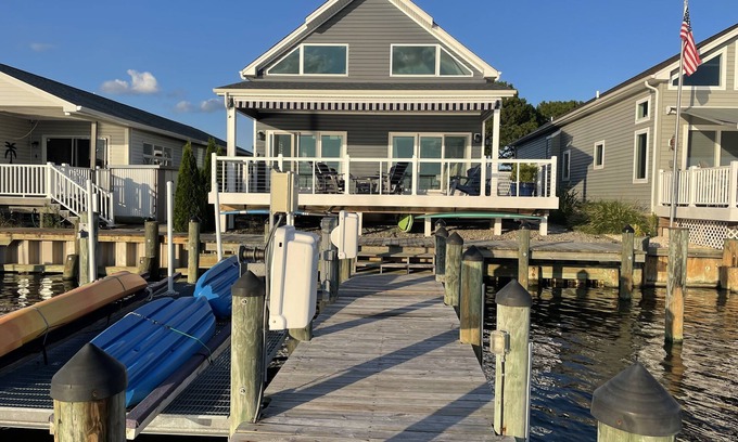 Montego Bay House | Beautiful, single home on a wide canal with boat slip and large pier.