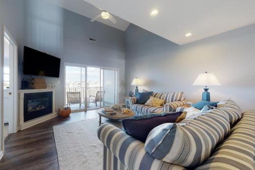 Ocean View House | Bethany Bay --- 4306 Pettinaro