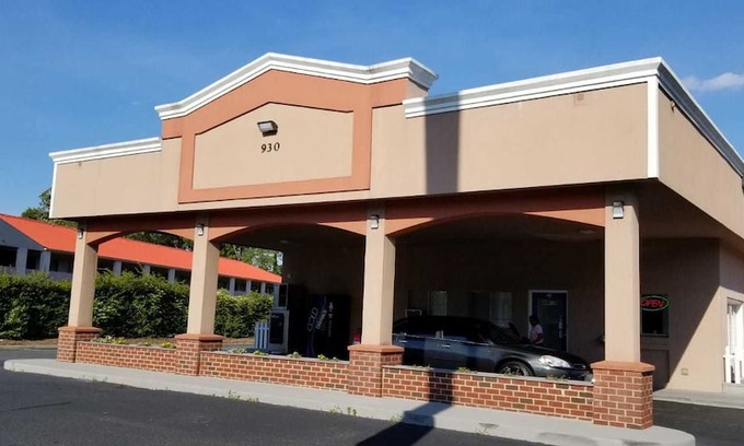 Newport News Hotel | Budget Lodge