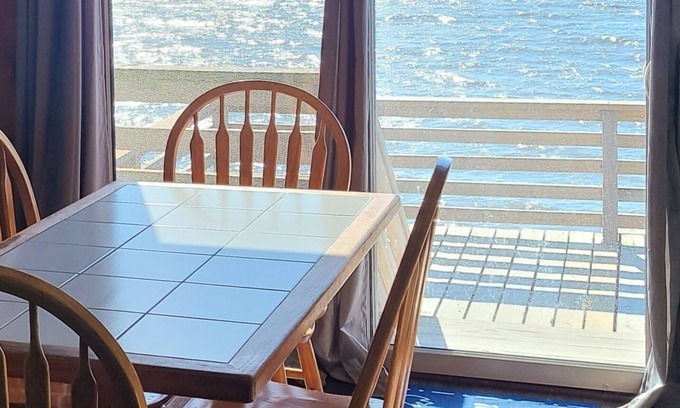 Fortescue Cottage | Charming Waterfront Cottage located ON the Bay! Fish, crab, relax π£πΉπ