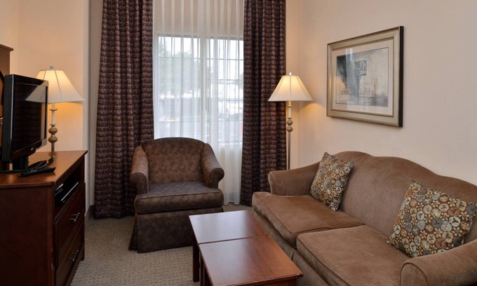 Chesapeake Condo | Condo ∙ 2 bedrooms ∙ 6 guests