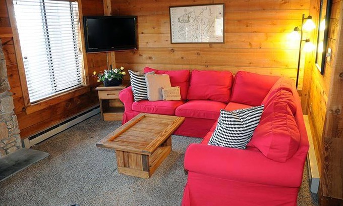 Seven Springs Condo | Condo ∙ 3 bedrooms ∙ 8 guests