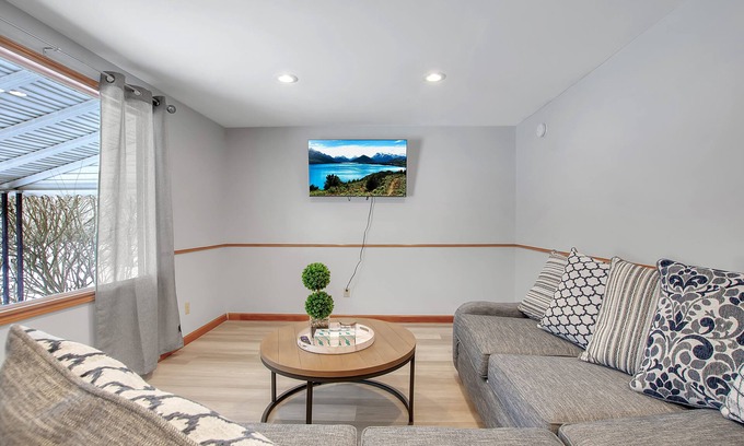 Bowmansville House | Cozy retreat 3 Bdr House