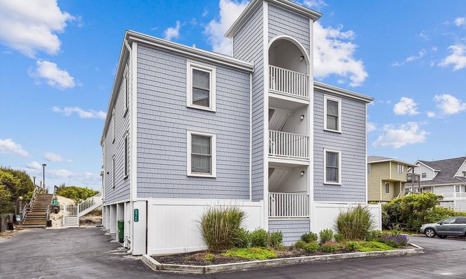 Fenwick Island Condo | DAILY ACTIVITIES INCLUDED! 1ST FLOOR OCEANFRONT, SPACIOUS Condo is the ideal family beach getaway