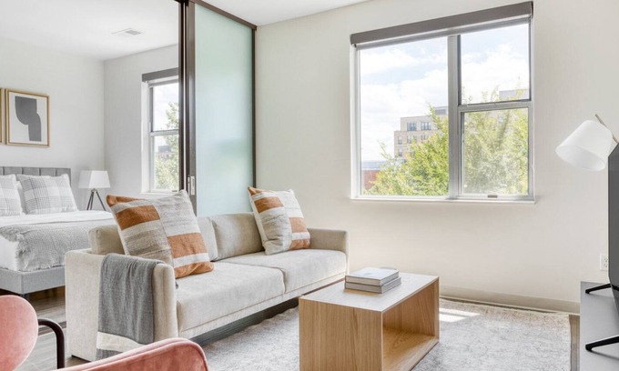 Near Northeast Apartment | Dreamy H Street 2BR w/ Gym, W/D & Lounge, near Union Station, by Blueground