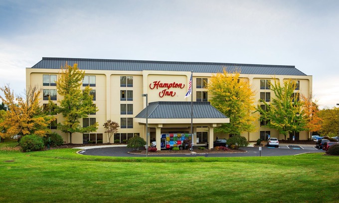 Moon Township Hotel | Hampton Inn Pittsburgh/Airport