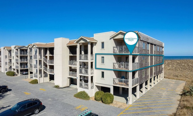 Nags Head Condo | Heron Cove 201S-Oceanfront condo, community pool, building elevator, near beach!